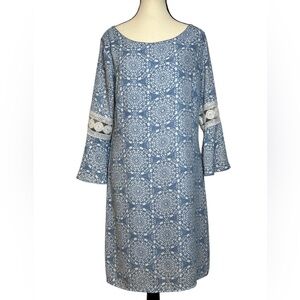 Luxology Blue Patterned Dress 3/4 quarter bell sleeve. Knee length lined